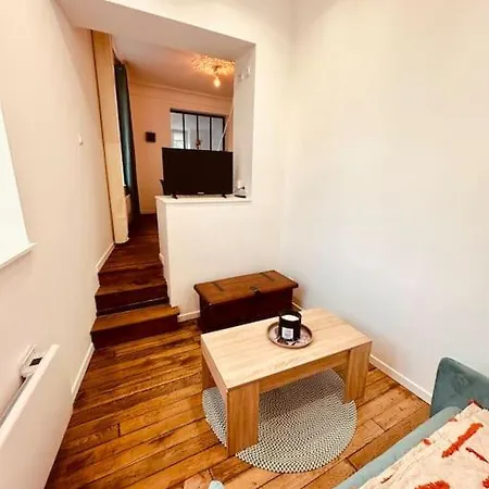 Apartment Moderne - Vue Sur Chateau Fort Sedan